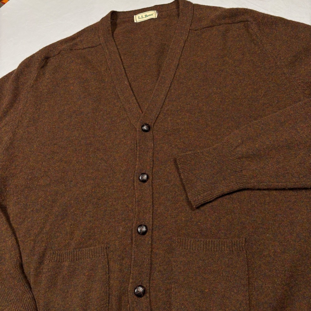 LL Bean Cardigan Mens XL Brown Wool Made in Scotland V-Neck Button Front 5330